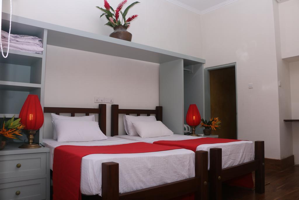 Khalid'S Guest House Galle Zimmer foto