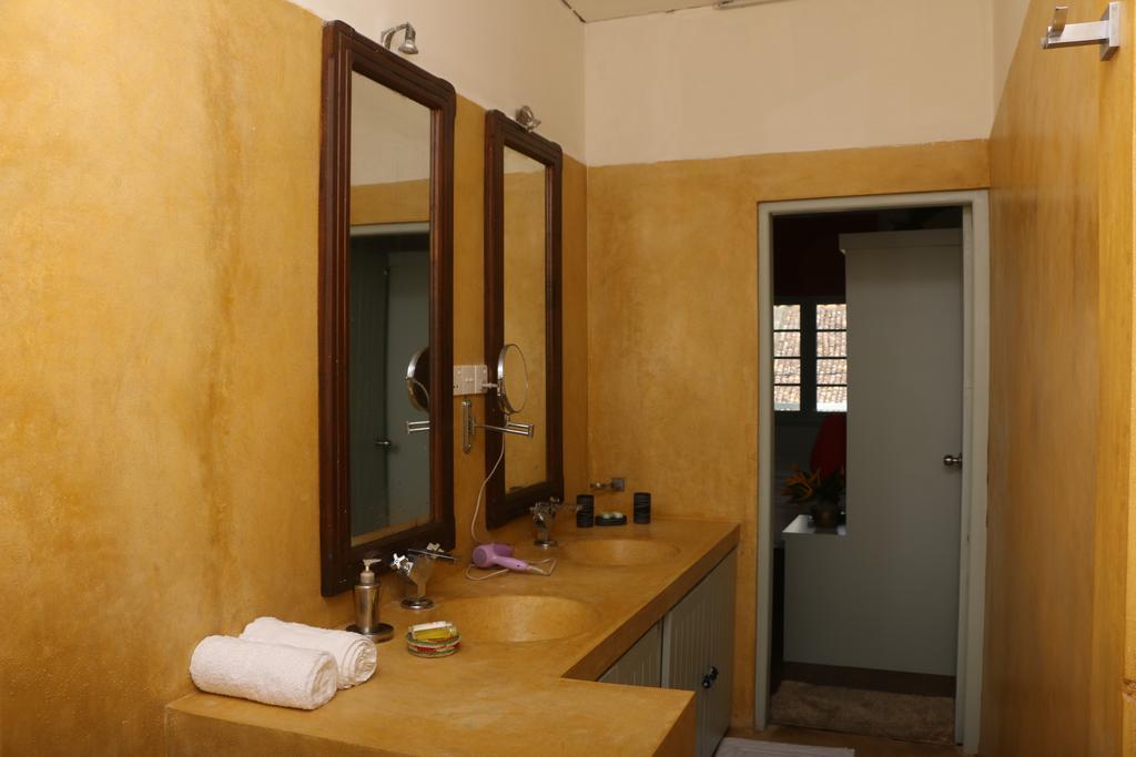 Khalid'S Guest House Galle Zimmer foto